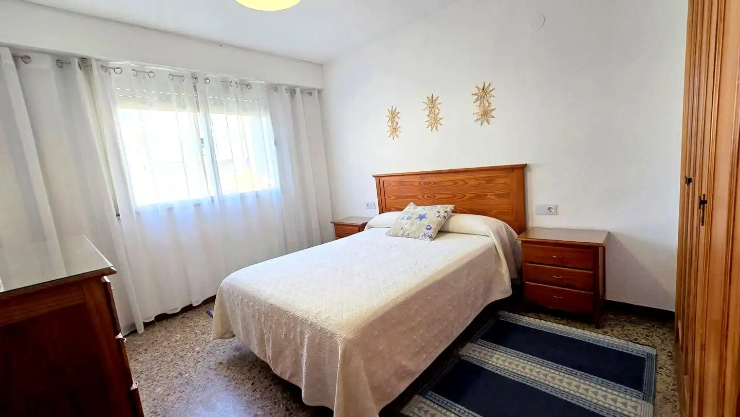 Bedroom of Flat for rent in Gandia