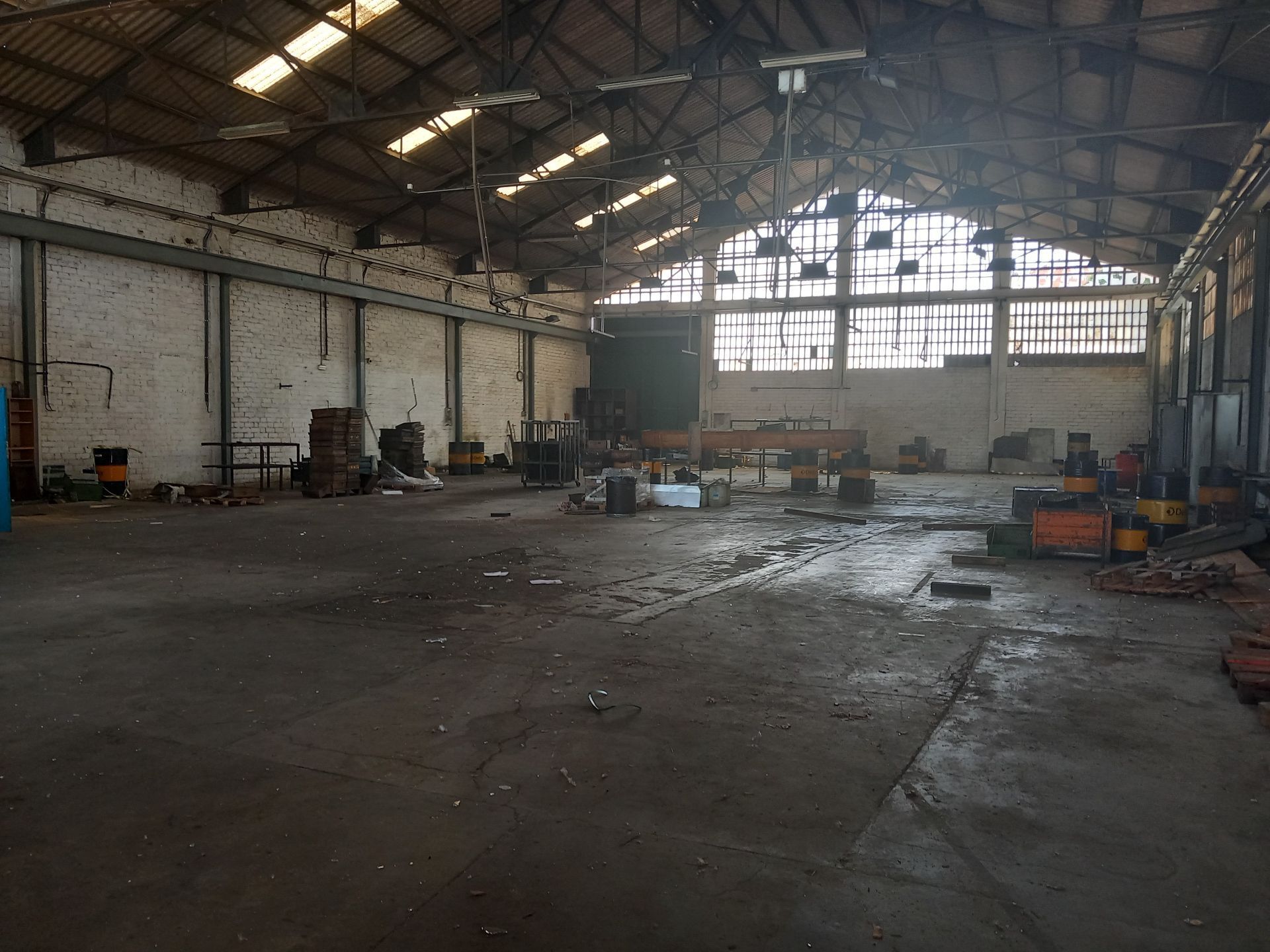 Außenansicht von Fabrikhallen zum verkauf in Sant Llorenç d'Hortons