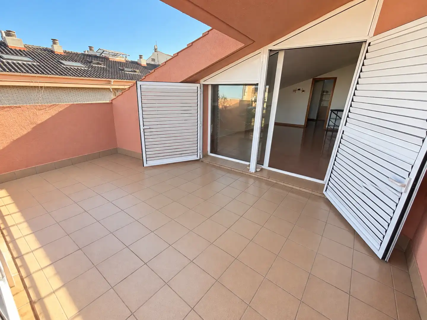 Terraza de Piso de alquiler en El Masnou con Aire acondicionado, Calefacción y Amueblado