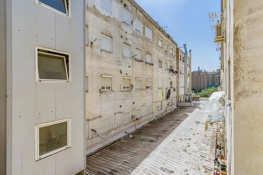 Vista exterior de Piso en venta en Huesca