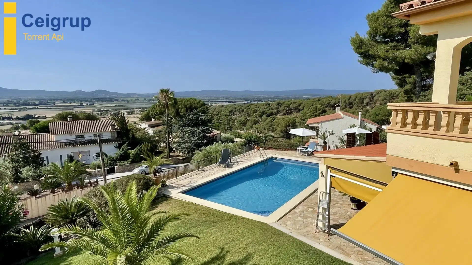 Piscina de Casa o chalet en venta en L'Estartit con Aire acondicionado, Calefacción y Terraza