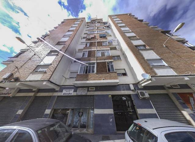 Local comercial en Venta en C/ Alpargaterito en Dos Hermanas - Nuevo San Andrés