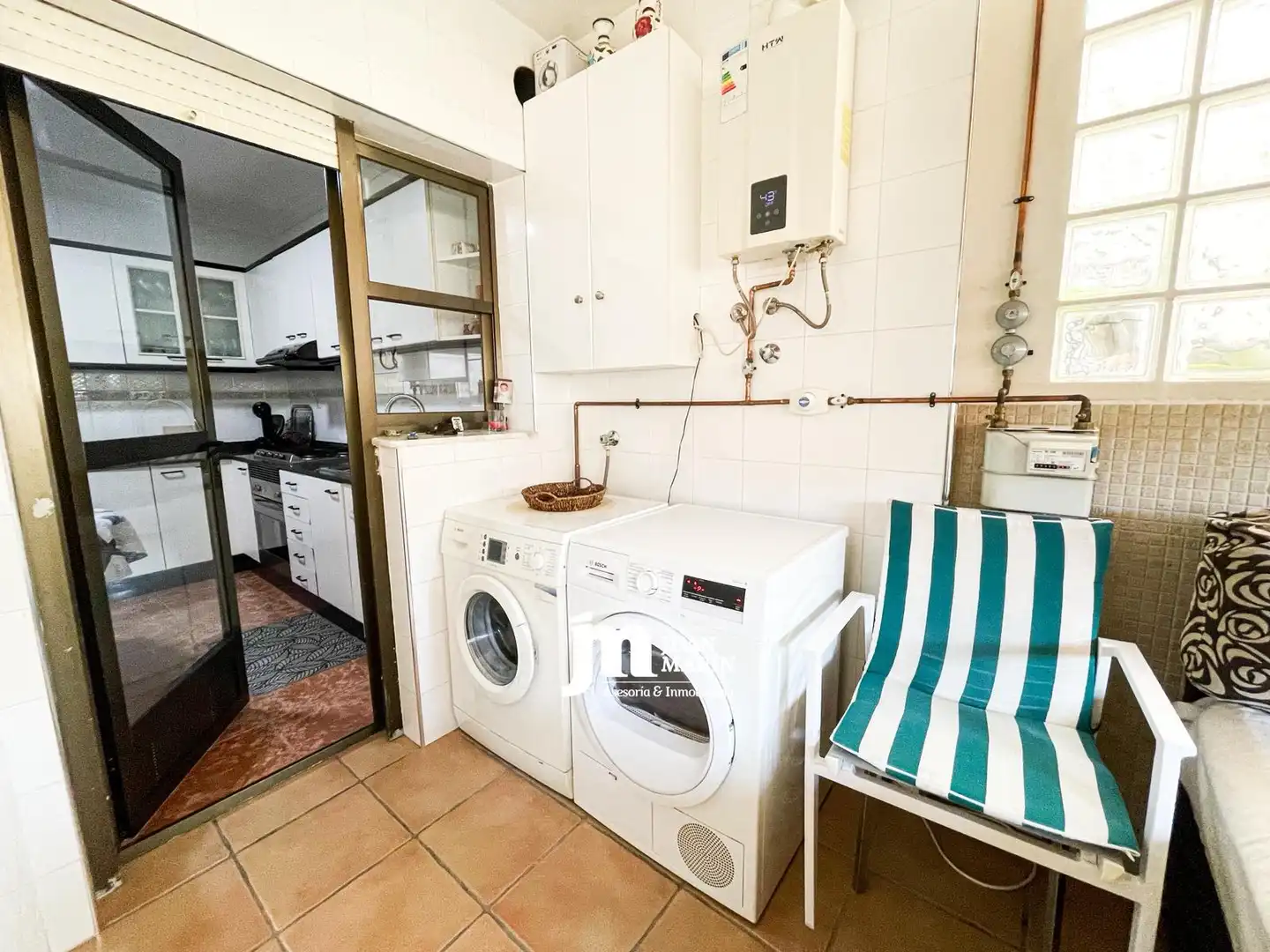 Cuina de Casa adosada en venda en Cieza amb Aire condicionat, Balcó i Piscina comunitària