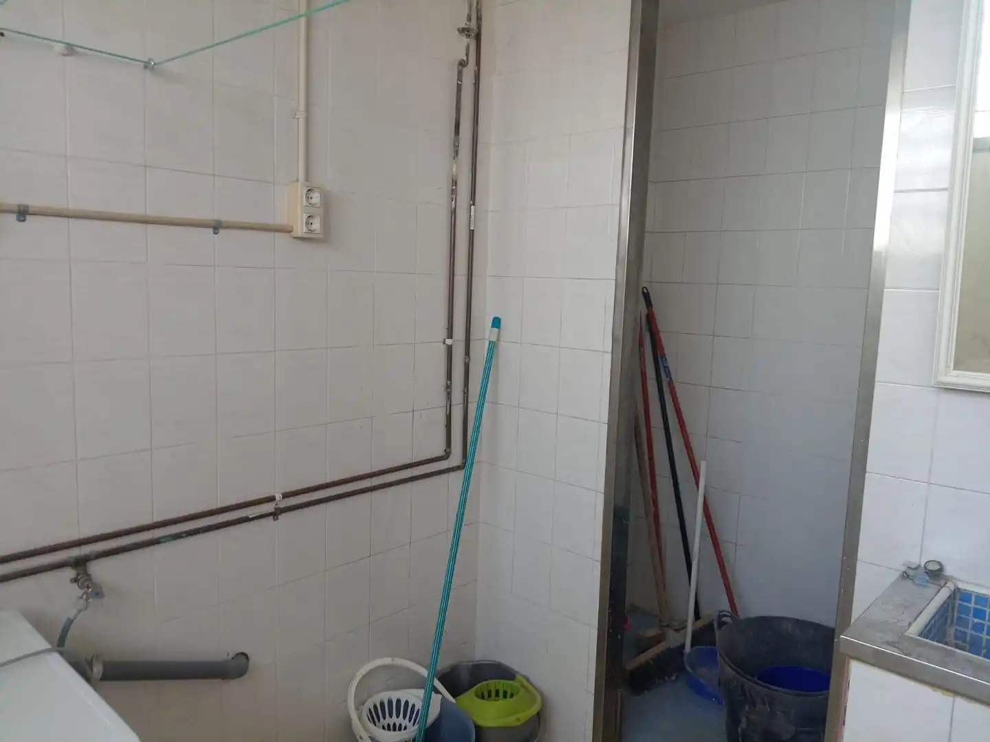 Badezimmer von Fabrikhallen zur Miete in Poble Sec