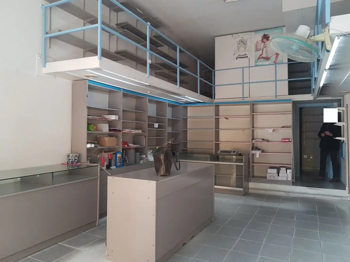 Gewerbefläche zum Verkauf in Garrido, imagen 8