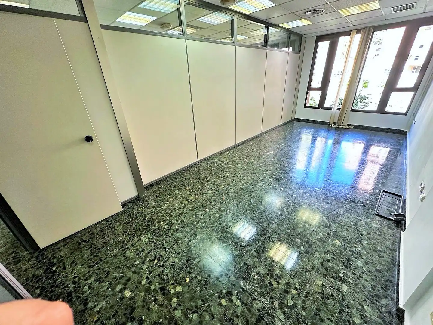 Büro zur Miete in Valencia mit Klimaanlage
