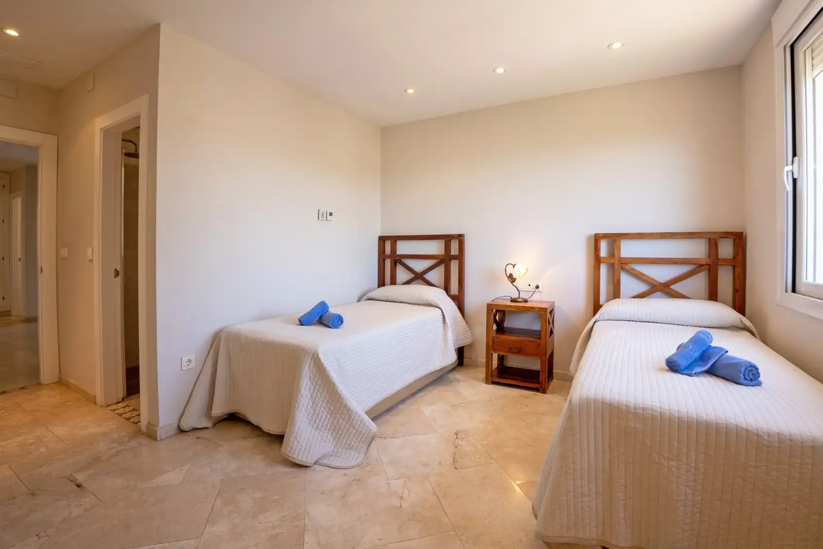Chalet con piscina en venta en Calle Acuario, imagen 12