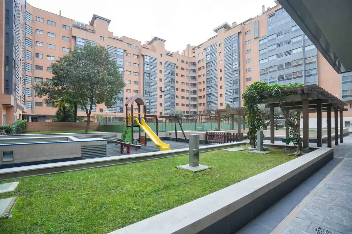 Terrassa de Àtic en venda en Madrid amb Aire condicionat, Calefacció i Jardí privat