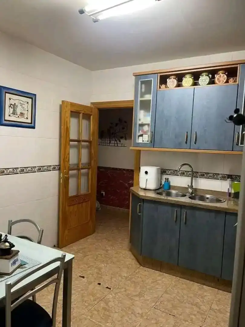 Cuina de Pis en venda en Bedmar y Garcíez amb Aire condicionat, Traster i Moblat