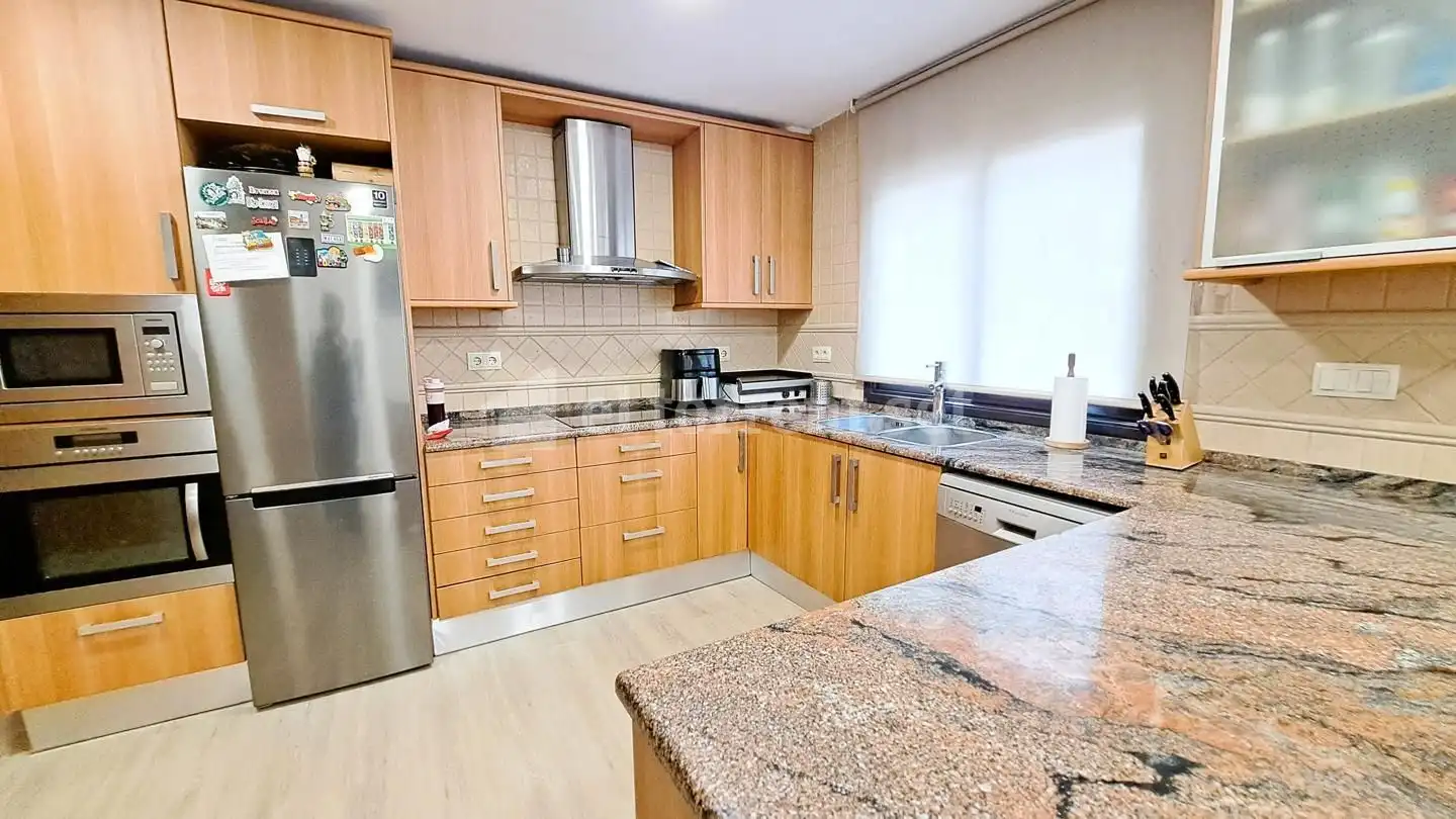 Cocina de Casa o chalet en venta en Argentona con Aire acondicionado, Calefacción y Jardín privado