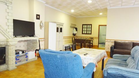 Foto 4 von Einfamilien-Reihenhaus zum Verkauf in Calle Virgen del Valle, La Palma del Condado, Huelva