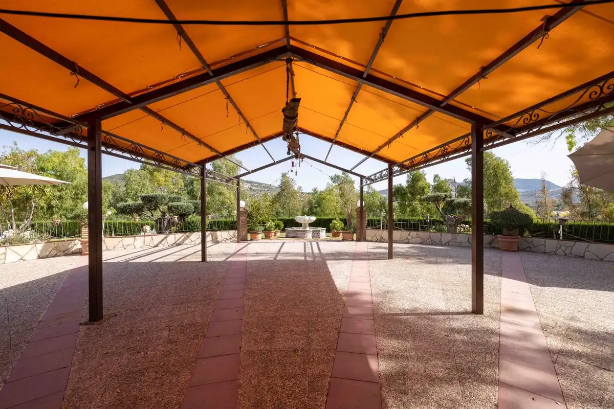 Terrasse von Country house zum Verkauf in Olvera mit Klimaanlage, Heizung und Privatgarten