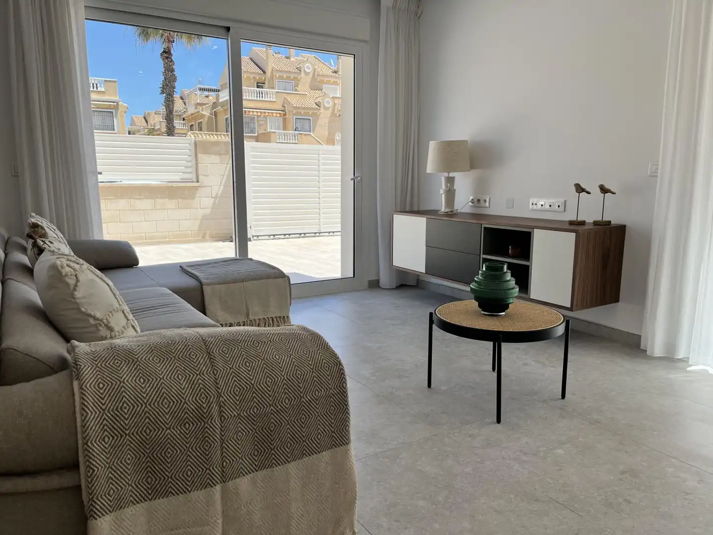 Apartamento con piscina en venta en Calle PERSEO, imagen 3