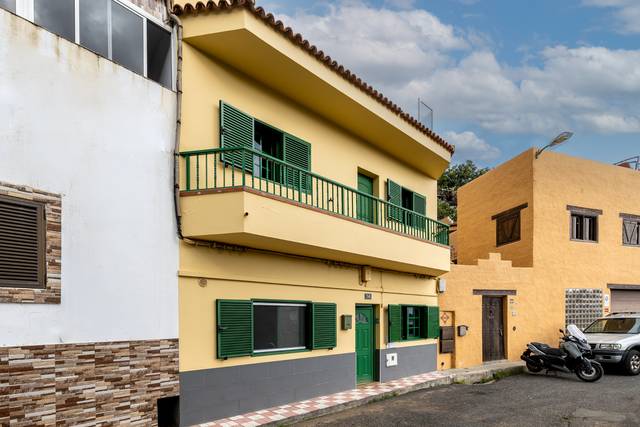 Casa adosada en Venta en Calle Juan Ponce Pérez, 114 en San Lorenzo