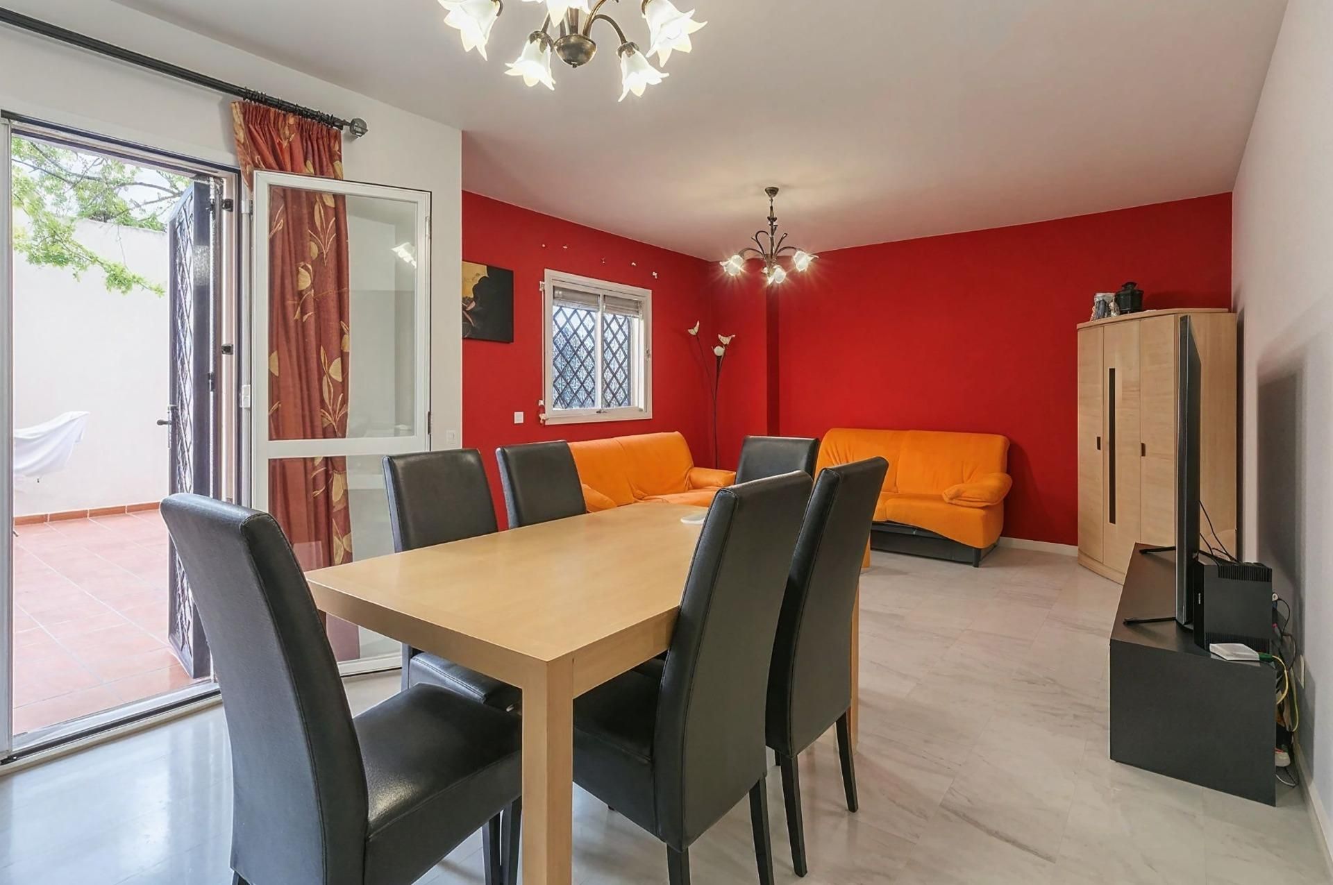 Dining room of Flat for sale in Benalmádena  with Air Conditioner, Terrace and Storage room
