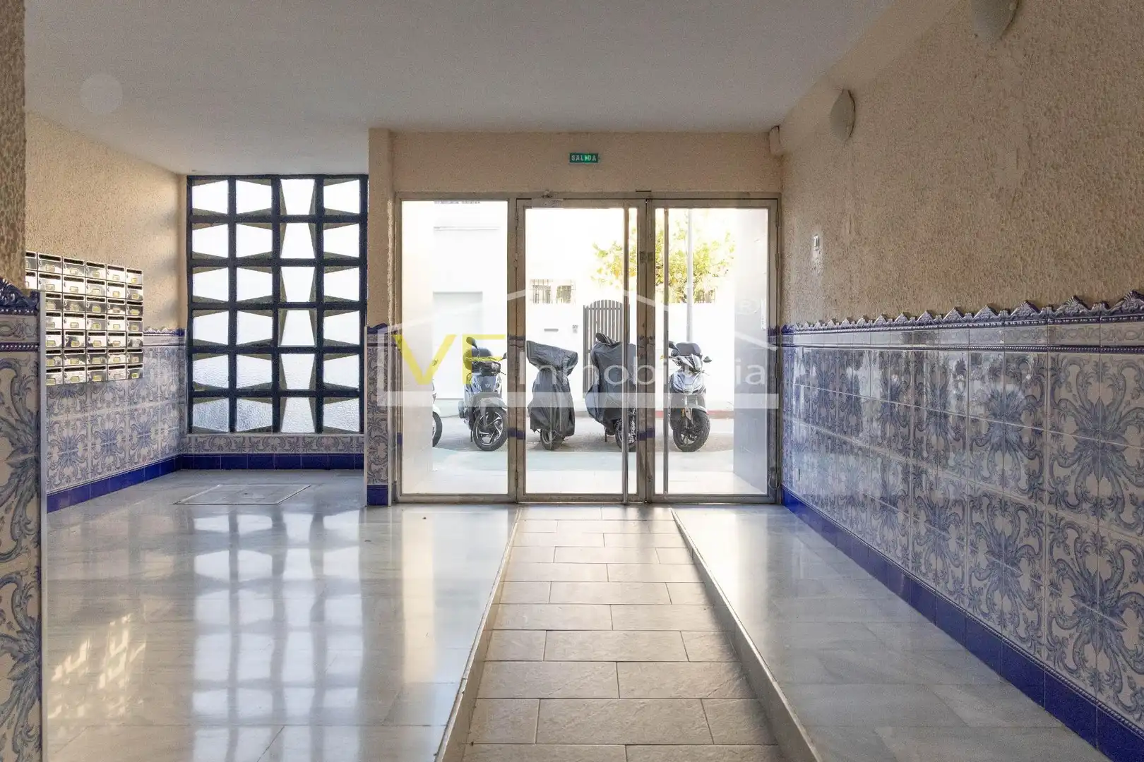 Apartament en venda en Torremolinos amb Jardí privat, Terrassa i Piscina comunitària