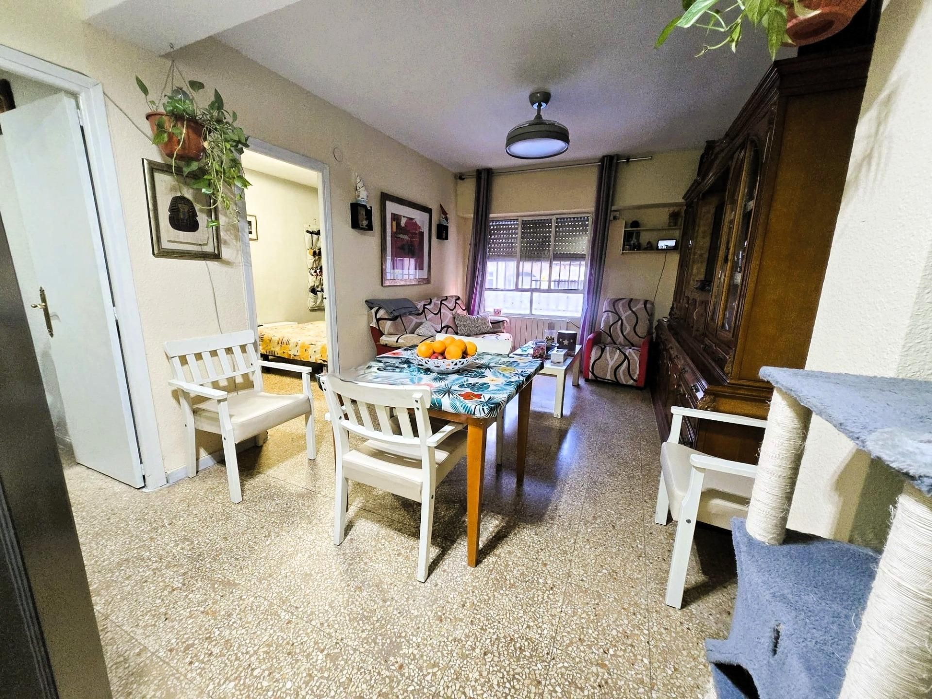 Flat for sale in  PINTOR SOROLLA