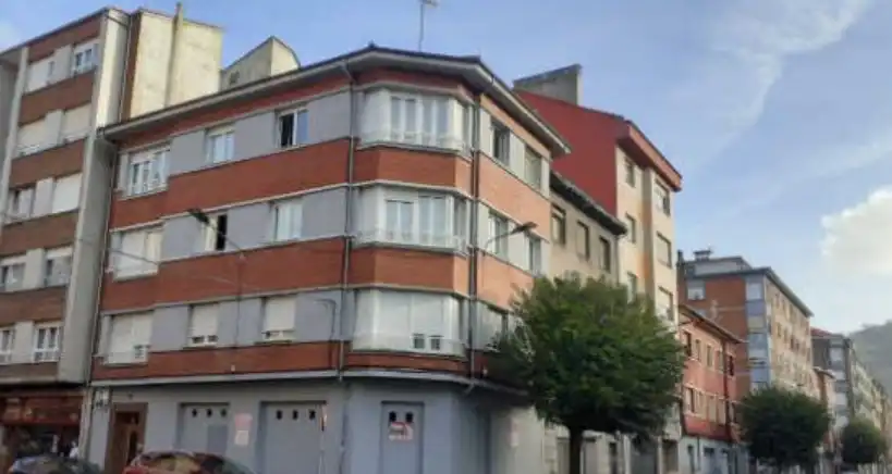 Piso en venta en San Martín del Rey Aurelio