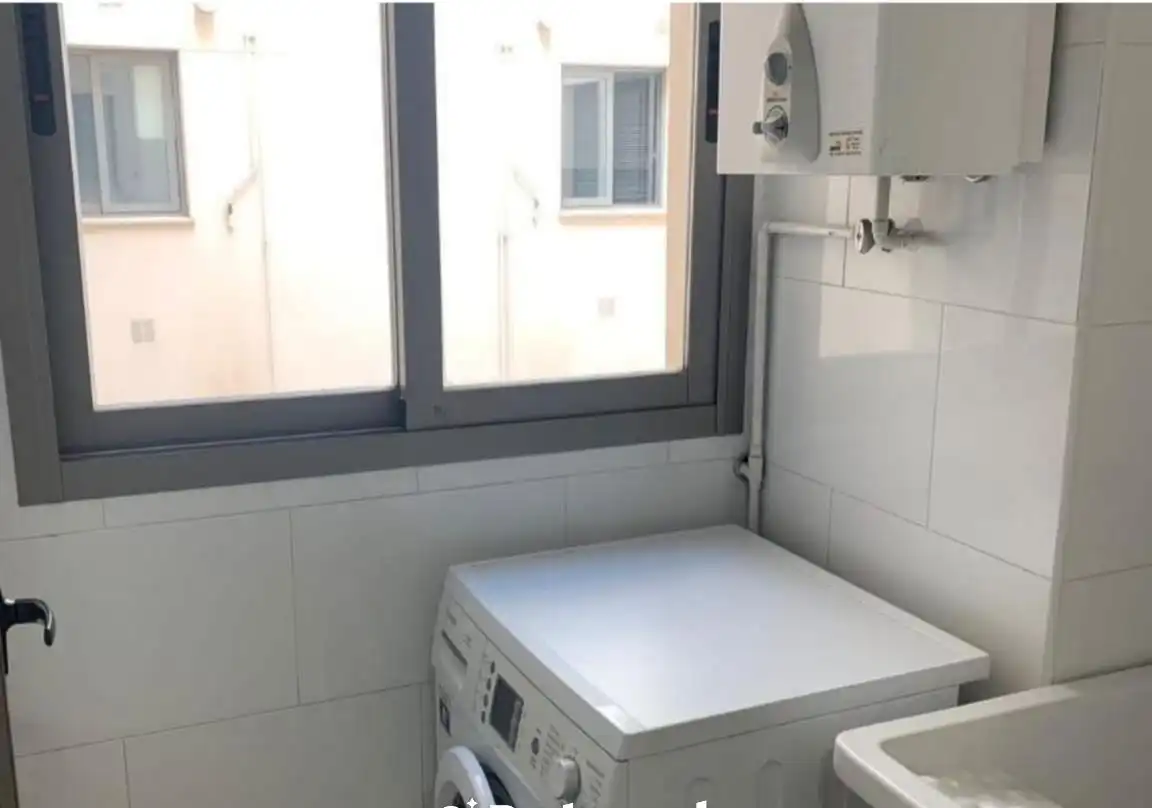 Appartamento con piscina in affitto a Avenida Sta. María de Trassierra, imagen 9