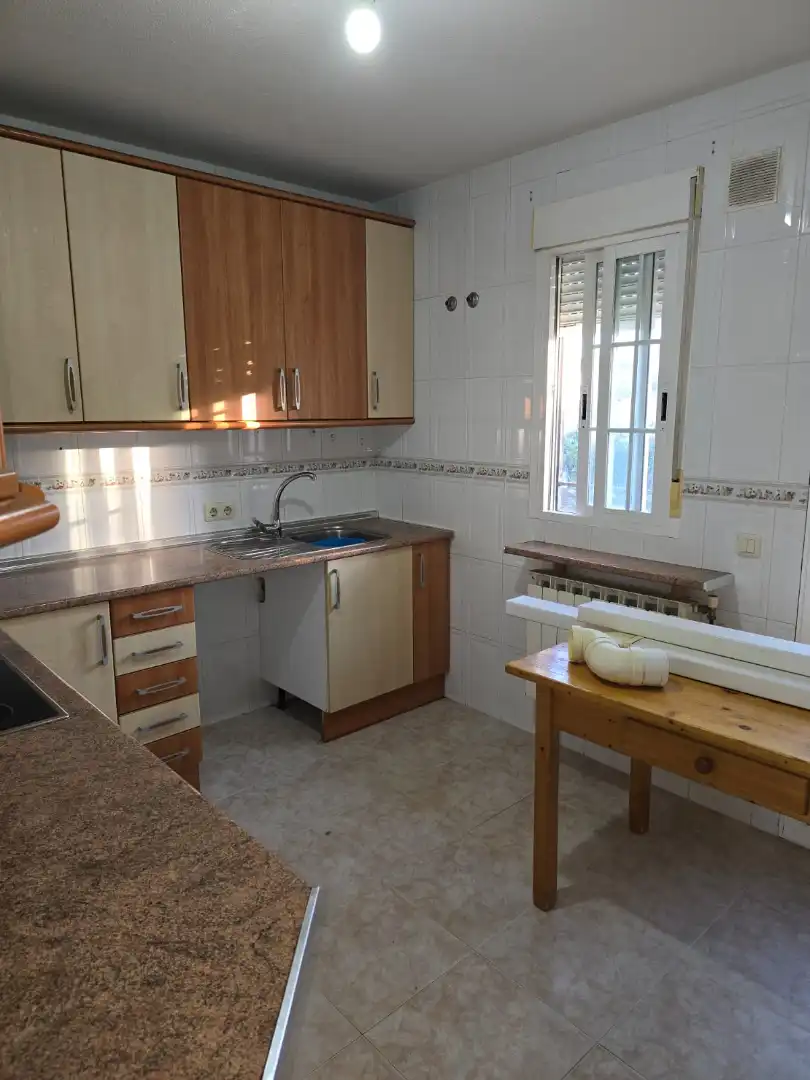 Kitchen of Houses for sale in Escalona  with Heating, Private garden and Terrace