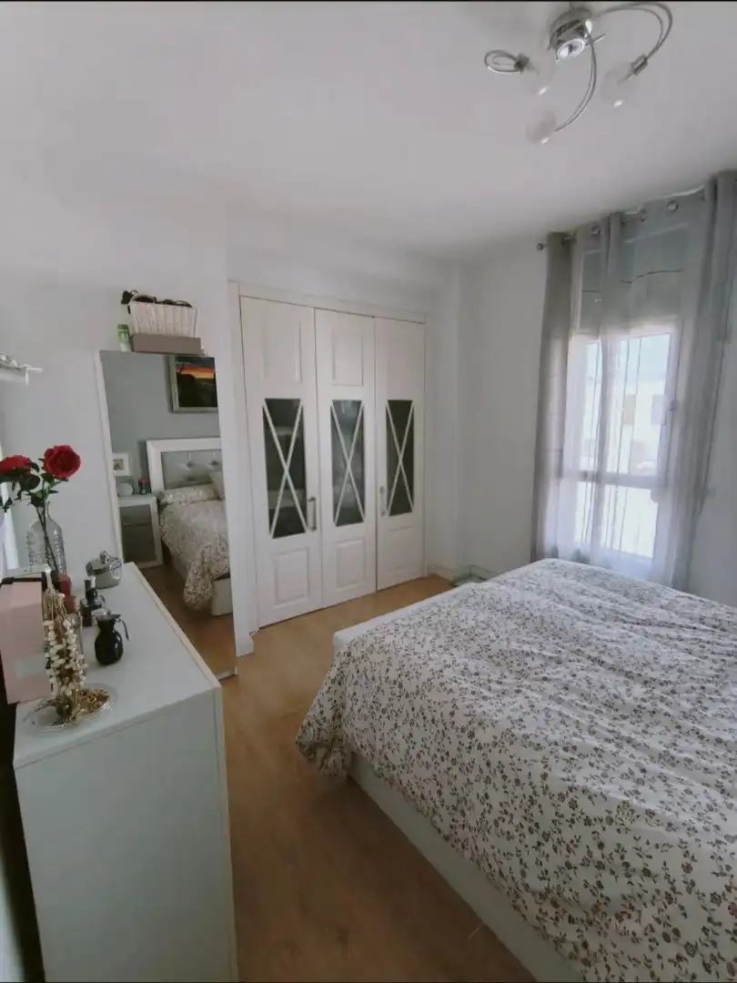 Bedroom of Duplexes for sale in Sevilla  with Air Conditioner and Parquet flooring