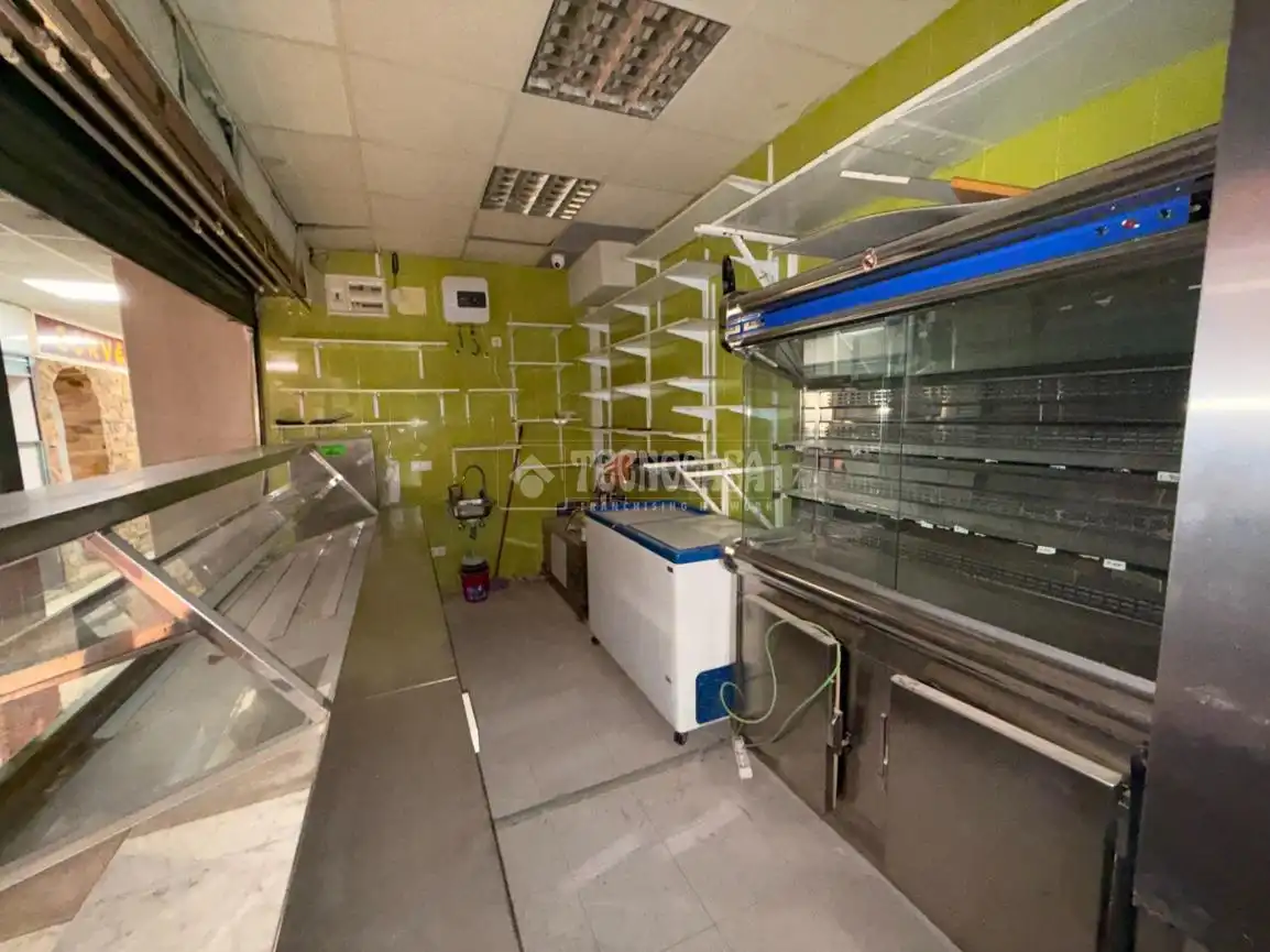 Local en venta en Madrid