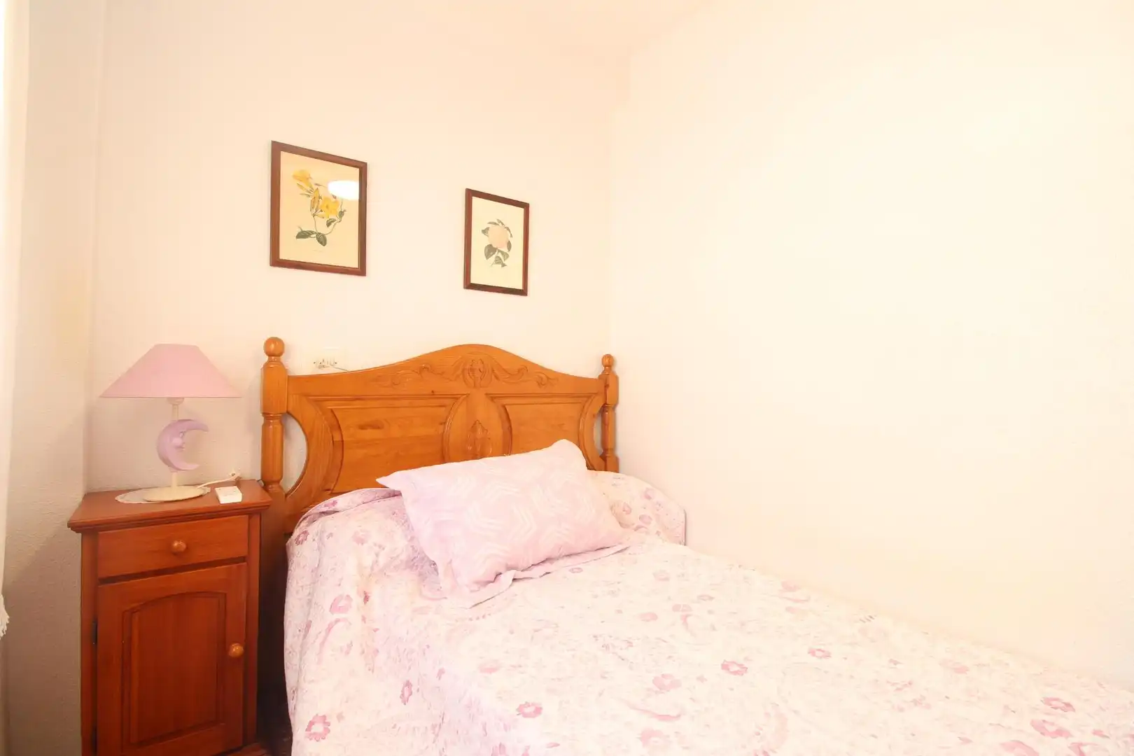 Habitación de Apartamento en venta en Cullera con Terraza, Amueblado y Balcón