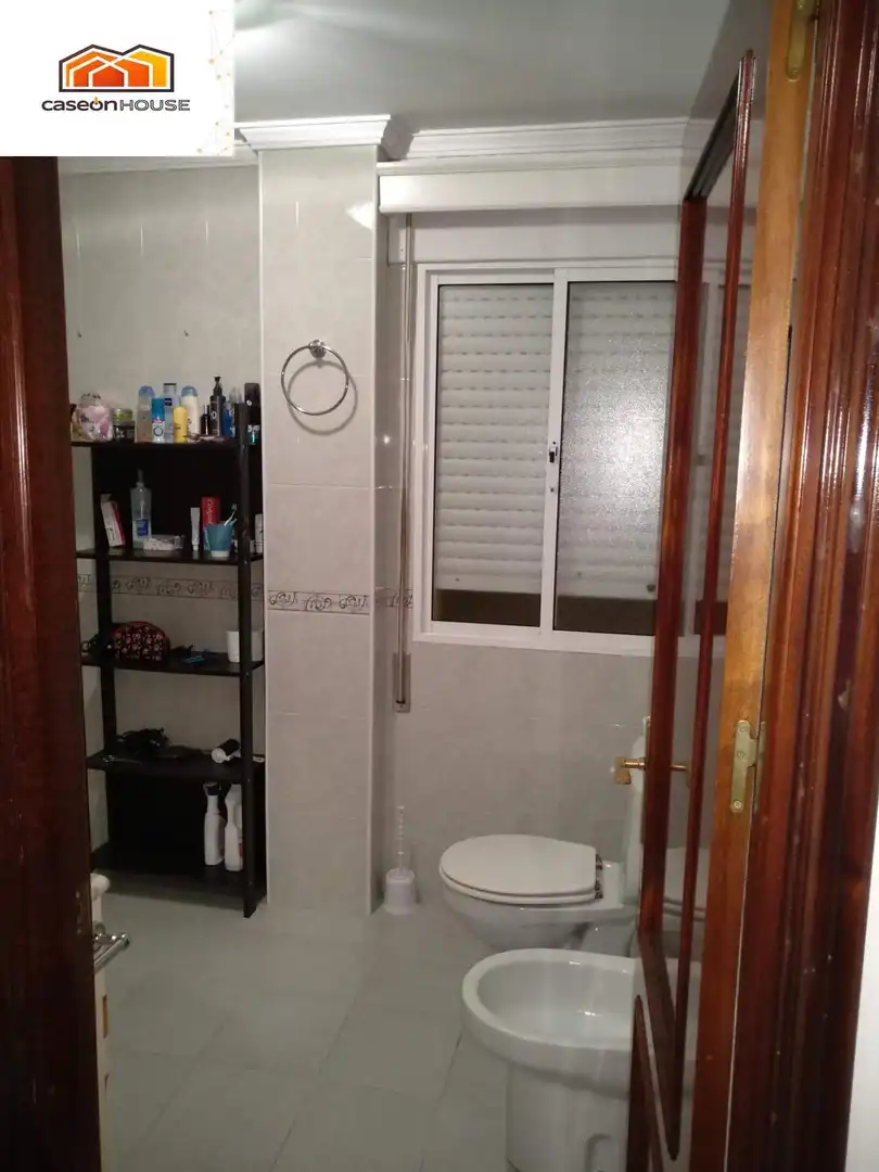 Bathroom of Flat for sale in Paterna de Rivera
