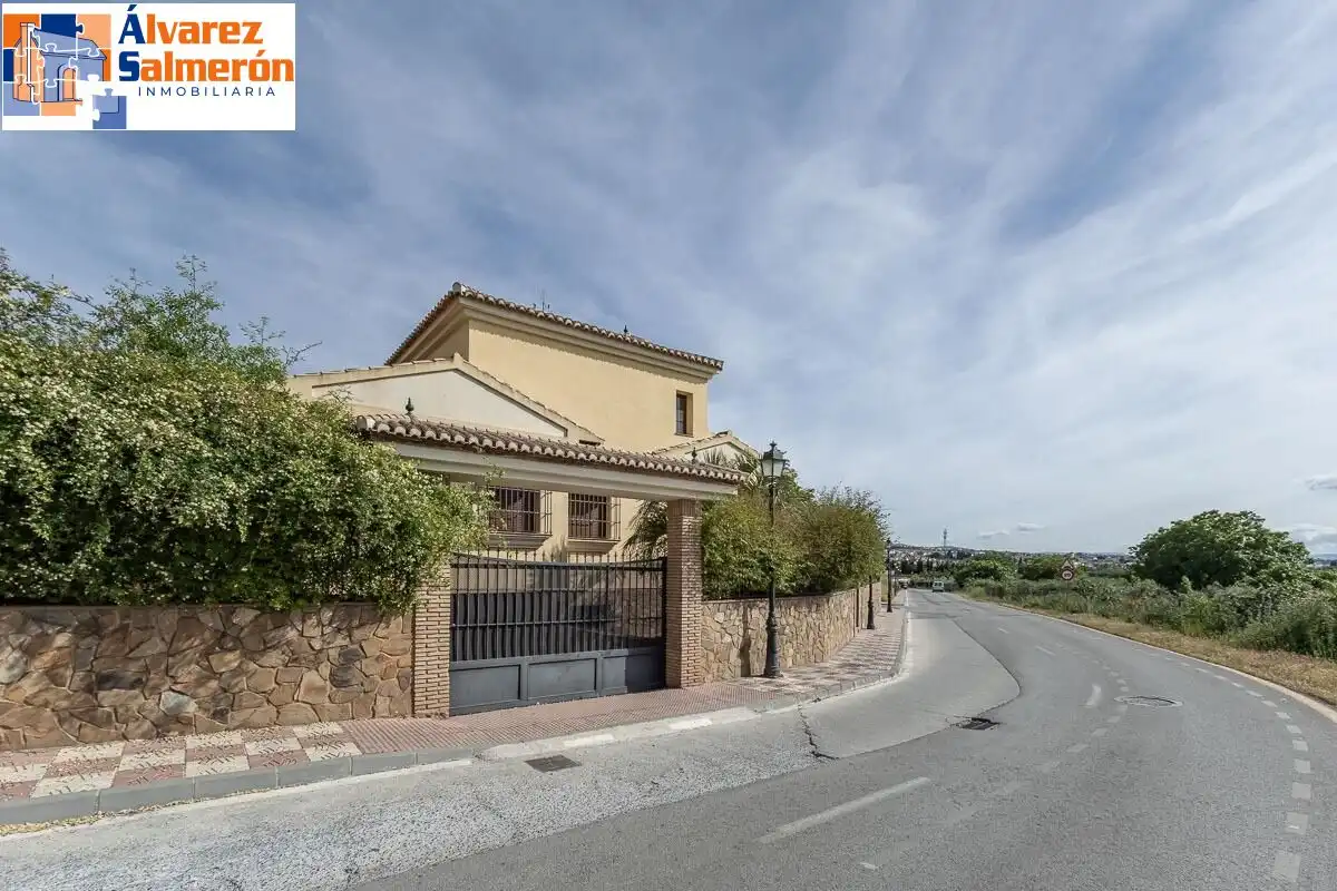 Casa con jardín en venta en Calle MARIANA PINEDA, imagen 56