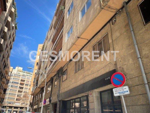 Oficina en Venta en Plaça dels Patins