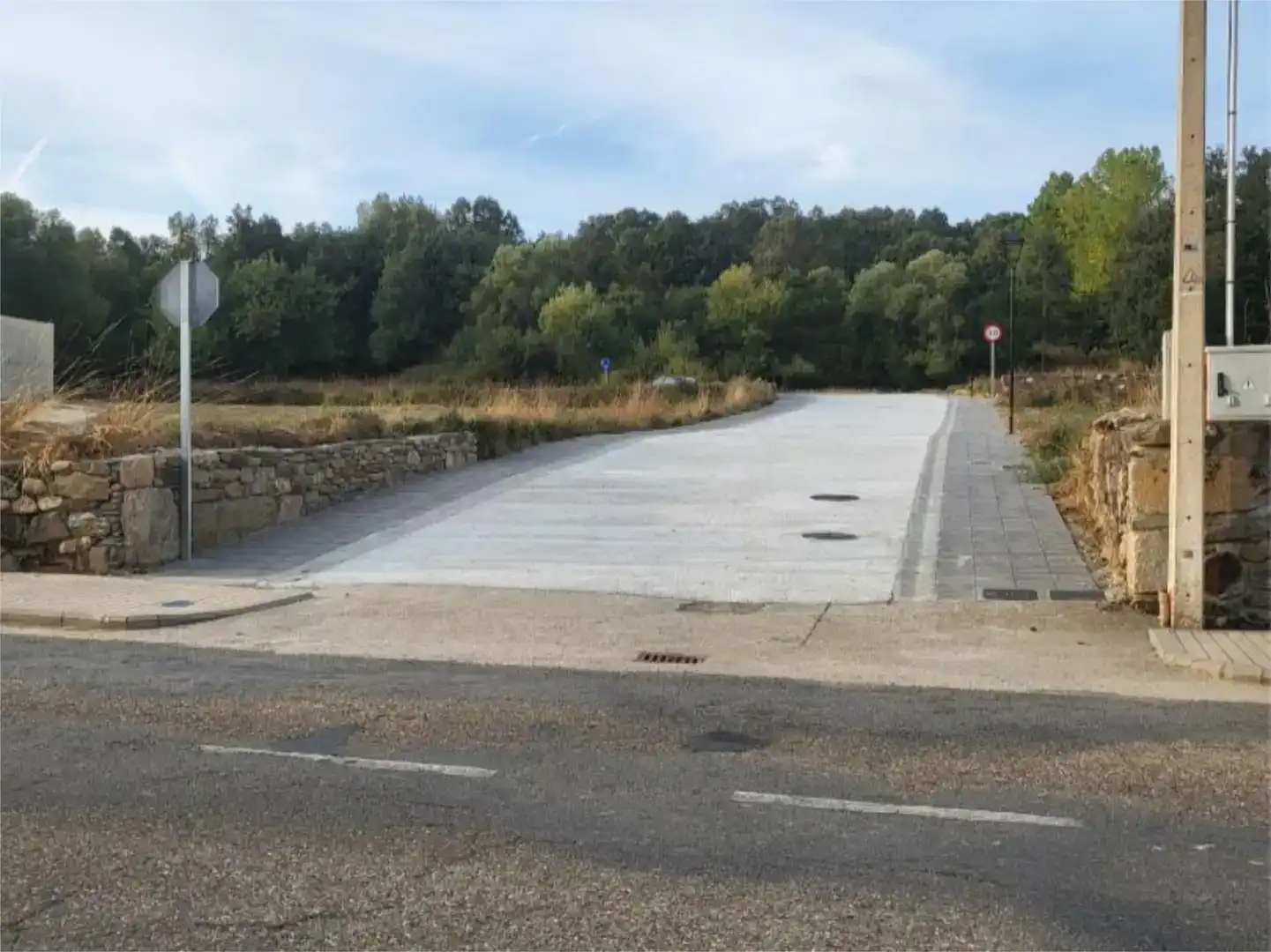Aparcament de Residencial en venda en Galende