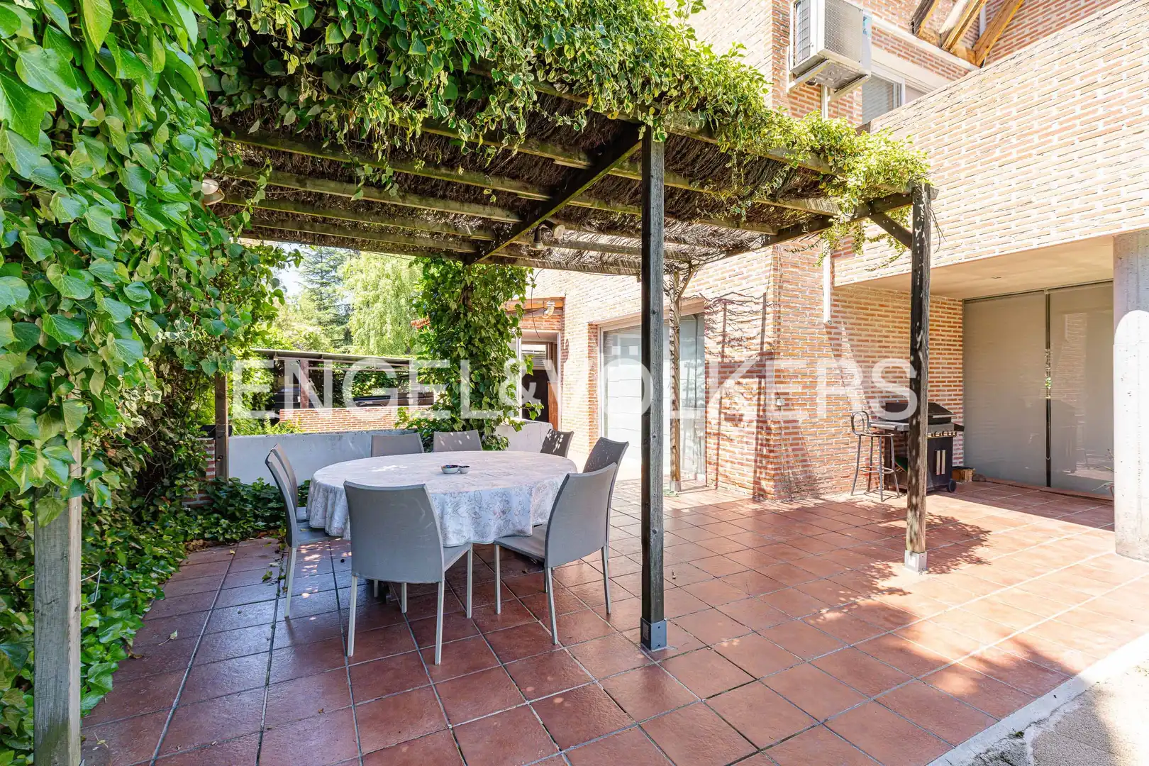 Terraza de Casa o chalet en venta en Majadahonda con Aire acondicionado, Calefacción y Jardín privado