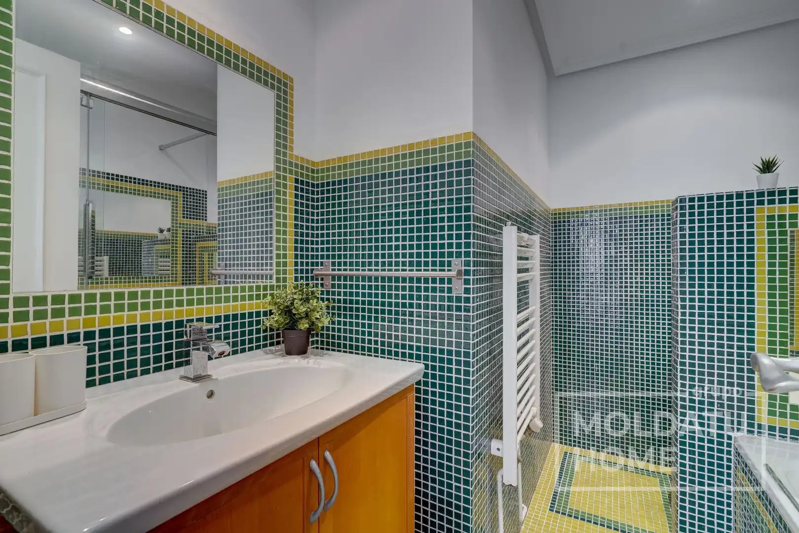 Bany de Pis en venda en Donostia - San Sebastián  amb Calefacció