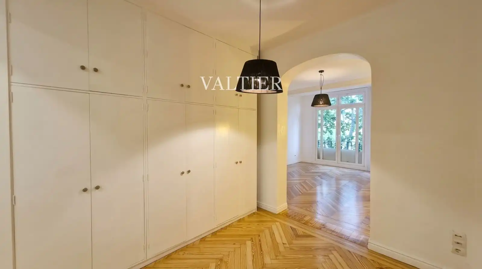 Schlafzimmer von Wohnung zur Miete in Madrid mit Klimaanlage, Heizung und Terrasse