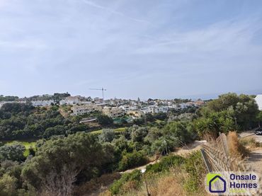 Terreno rustico in vendita a Avenida la Reserva de Marbella 0
