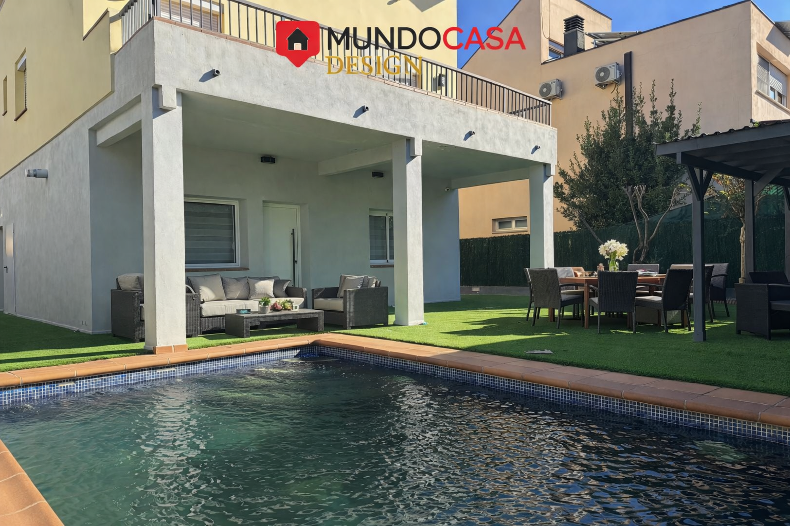 Piscina de Casa o xalet en venda en Quart amb Aire condicionat, Calefacció i Jardí privat