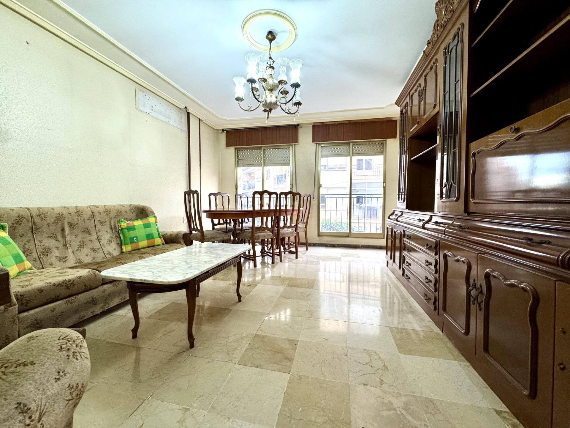 Vista exterior de Piso en venta en Orihuela con Balcón