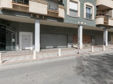 Locale commerciale in vendita a Calle de Comares
