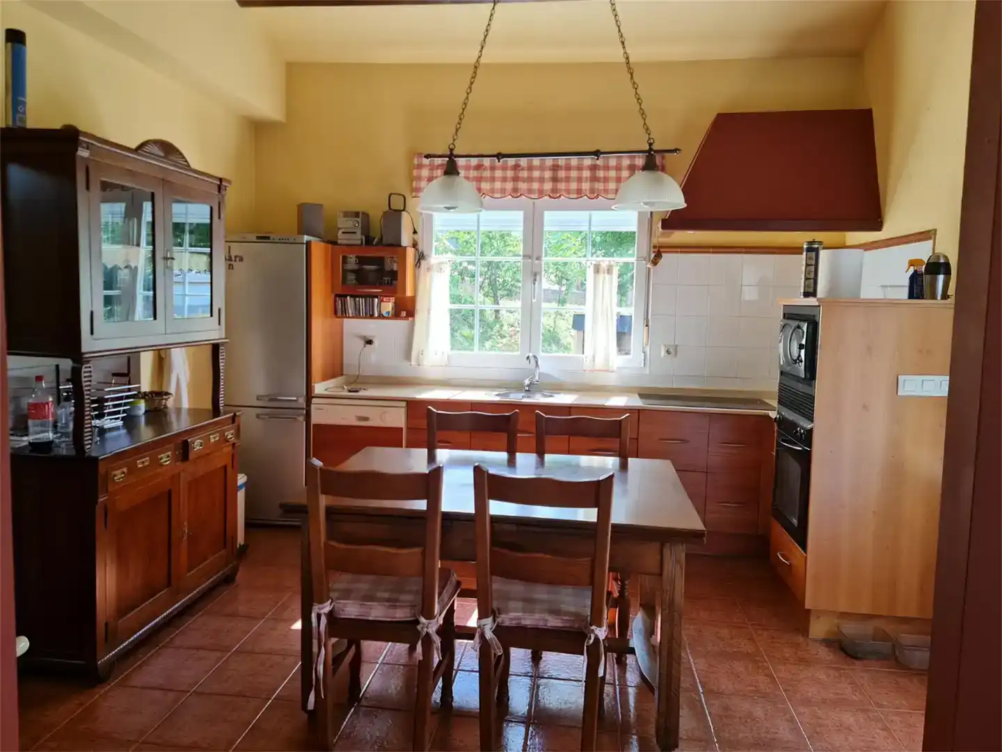 Cuina de Finca rústica en venda en Santa Eulalia de Oscos