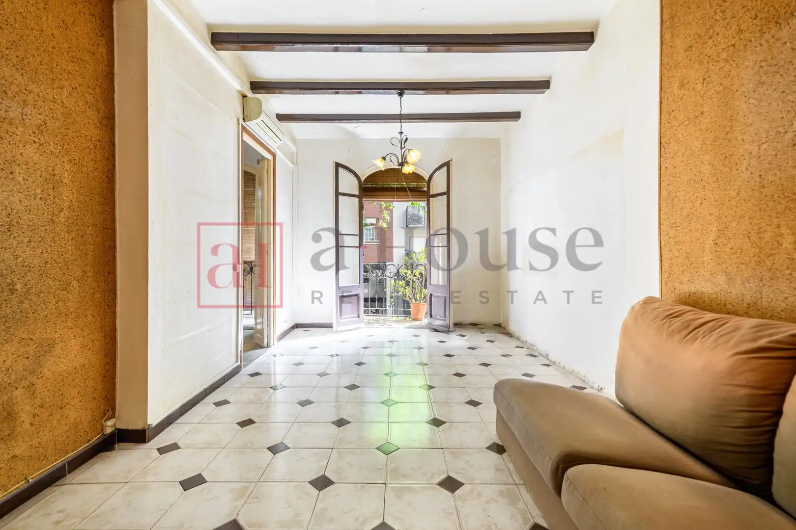 Piso con terraza en venta en Carrer Carrer Navas de Tolosa, imagen 3