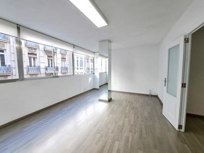 Office to rent in  Valencia Capital  with Air Conditioner and Balcony