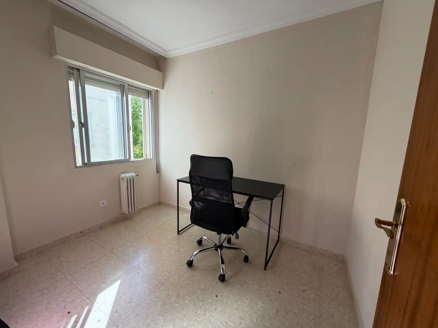 Schlafzimmer von Wohnung zur Miete in Badajoz mit Klimaanlage, Heizung und Terrasse