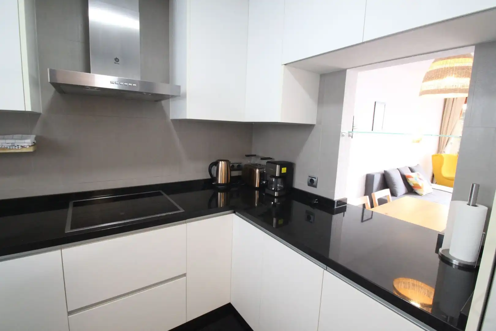 Kitchen of Flat for rent in Málaga  with Air Conditioner, Heating and Terrace