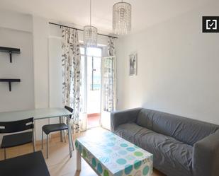 Living room of Flat to rent in  Madrid Capital  with Air Conditioner and Balcony