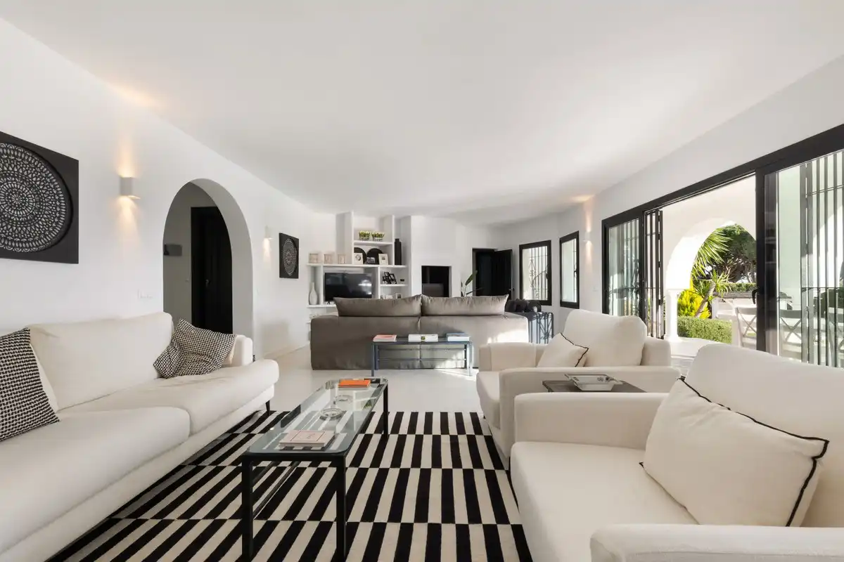 Sala de estar de Casa o chalet en venta en Marbella con Piscina