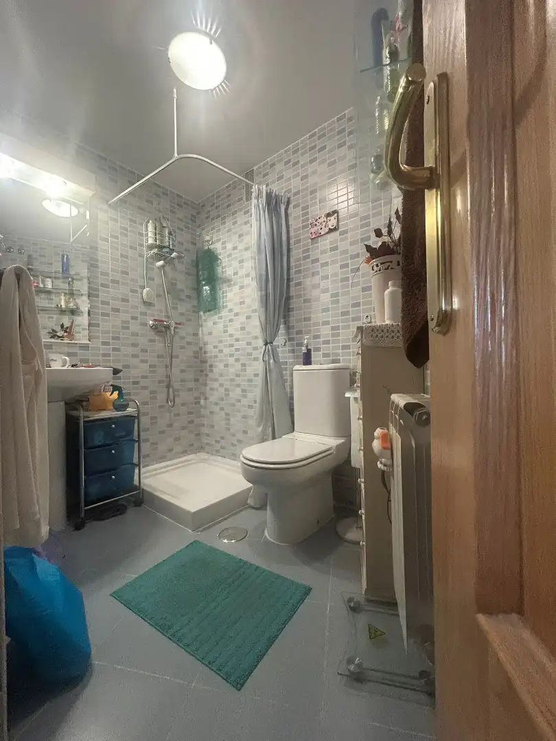 Bathroom of Flat for sale in Valladolid  with Heating and Storage room