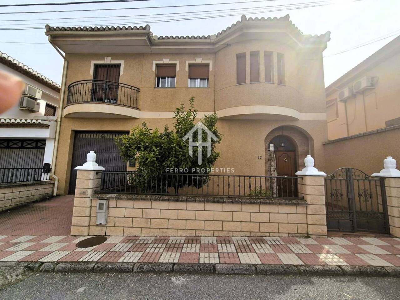 Exterior view of House or chalet for sale in Moraleda de Zafayona  with Air Conditioner, Terrace and Furnished