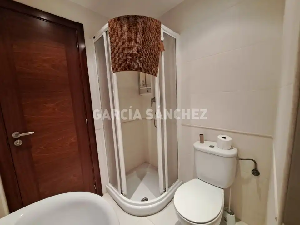 Bathroom of Apartments for sale in Boiro  with Terrace, Storage room and Furnished