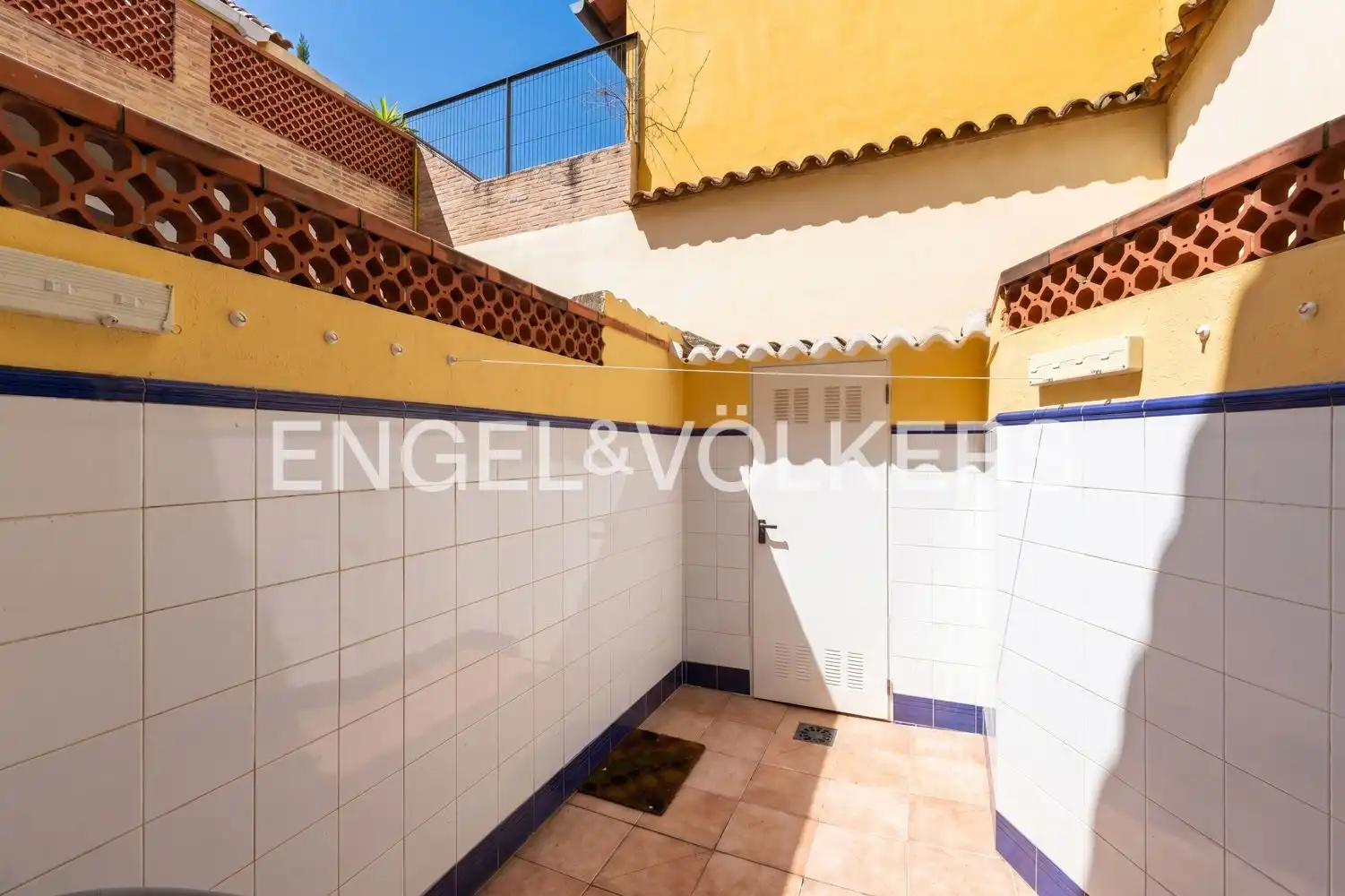 Terrace of Houses for rent in Valencia  with Air Conditioner, Heating and Terrace