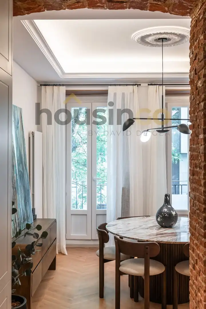Living room of Flat for sale in Madrid  with Air Conditioner, Heating and Terrace